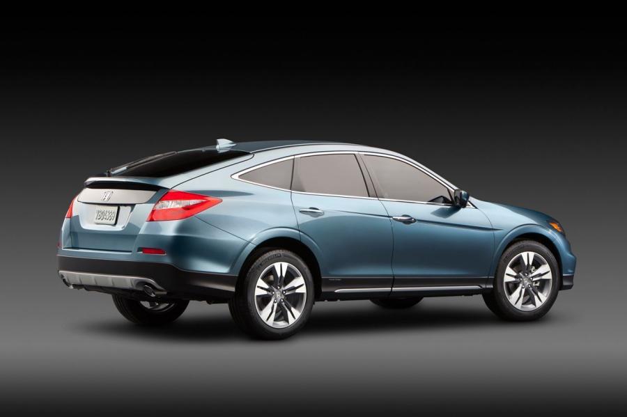  Honda Crosstour Concept 2013 года  (фото 12 из 12)